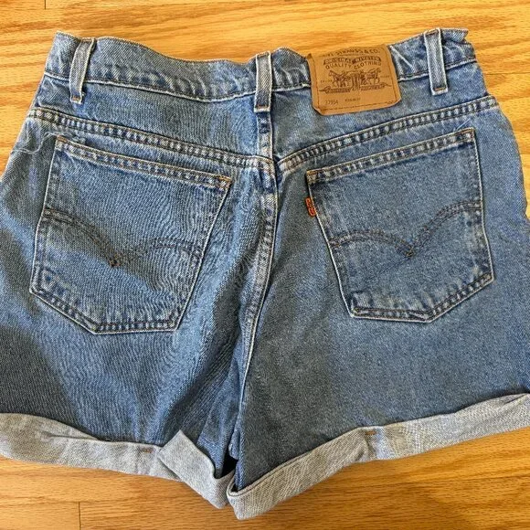 Levi Vintage Short - Picture 3 of 3